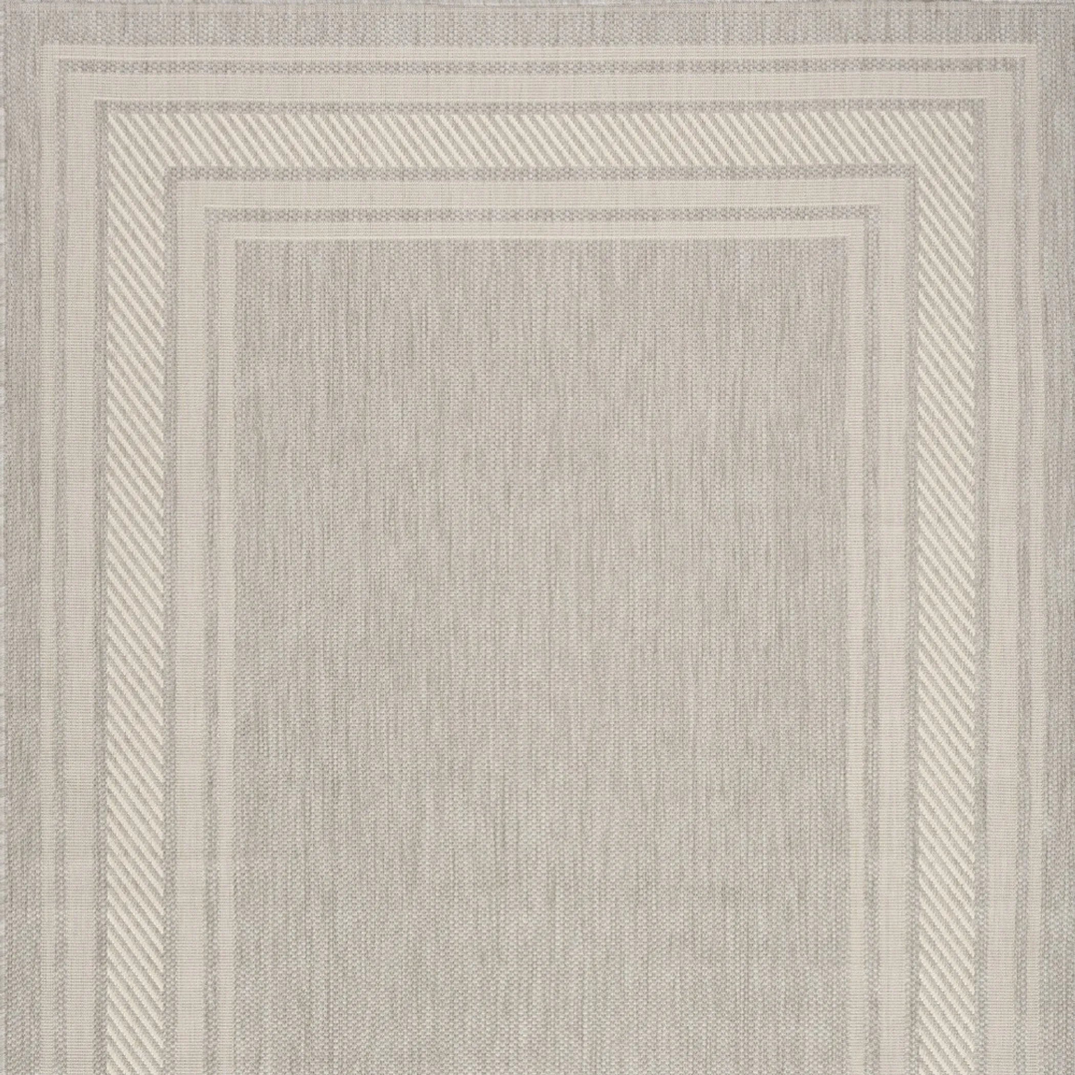 6′ X 9′ Gray Geometric Indoor Outdoor Area Rug — view 4