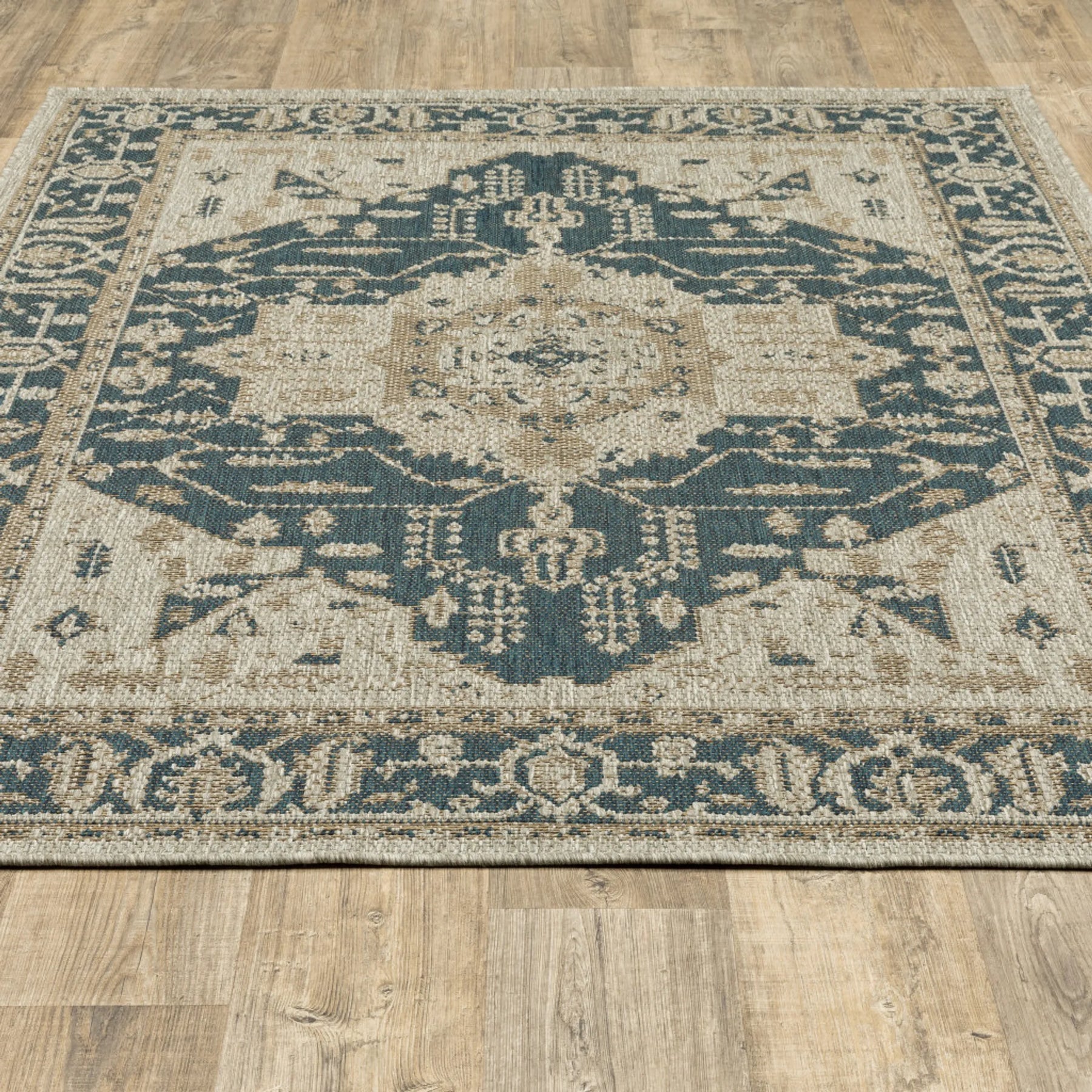 8′ X 10′ Gray Oriental Stain Resistant Indoor Outdoor Area Rug