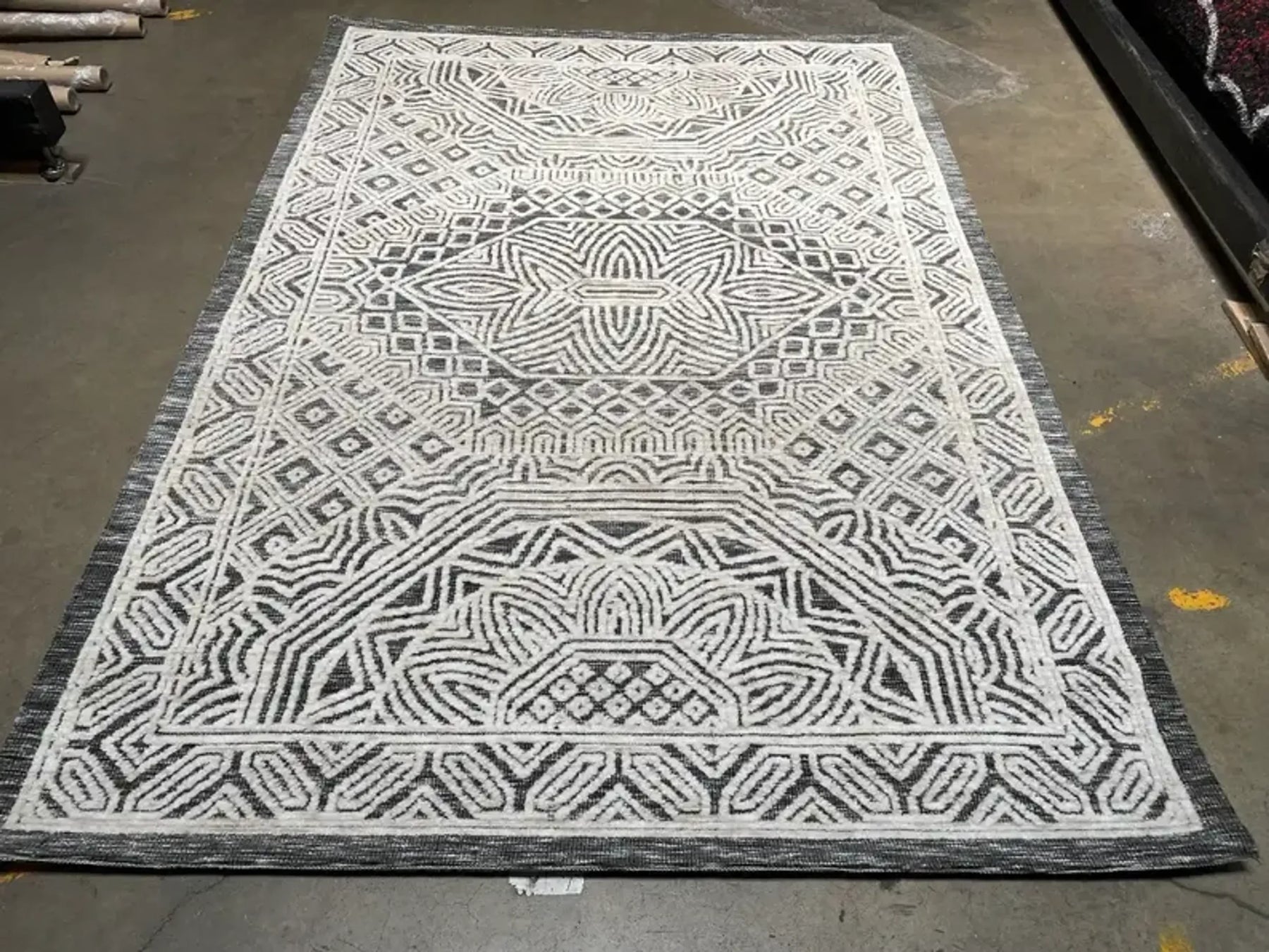 5’3″ x7 ‘6″ Feet Beige Grey Boho Soft Plush Tribal Area Rug — view 3