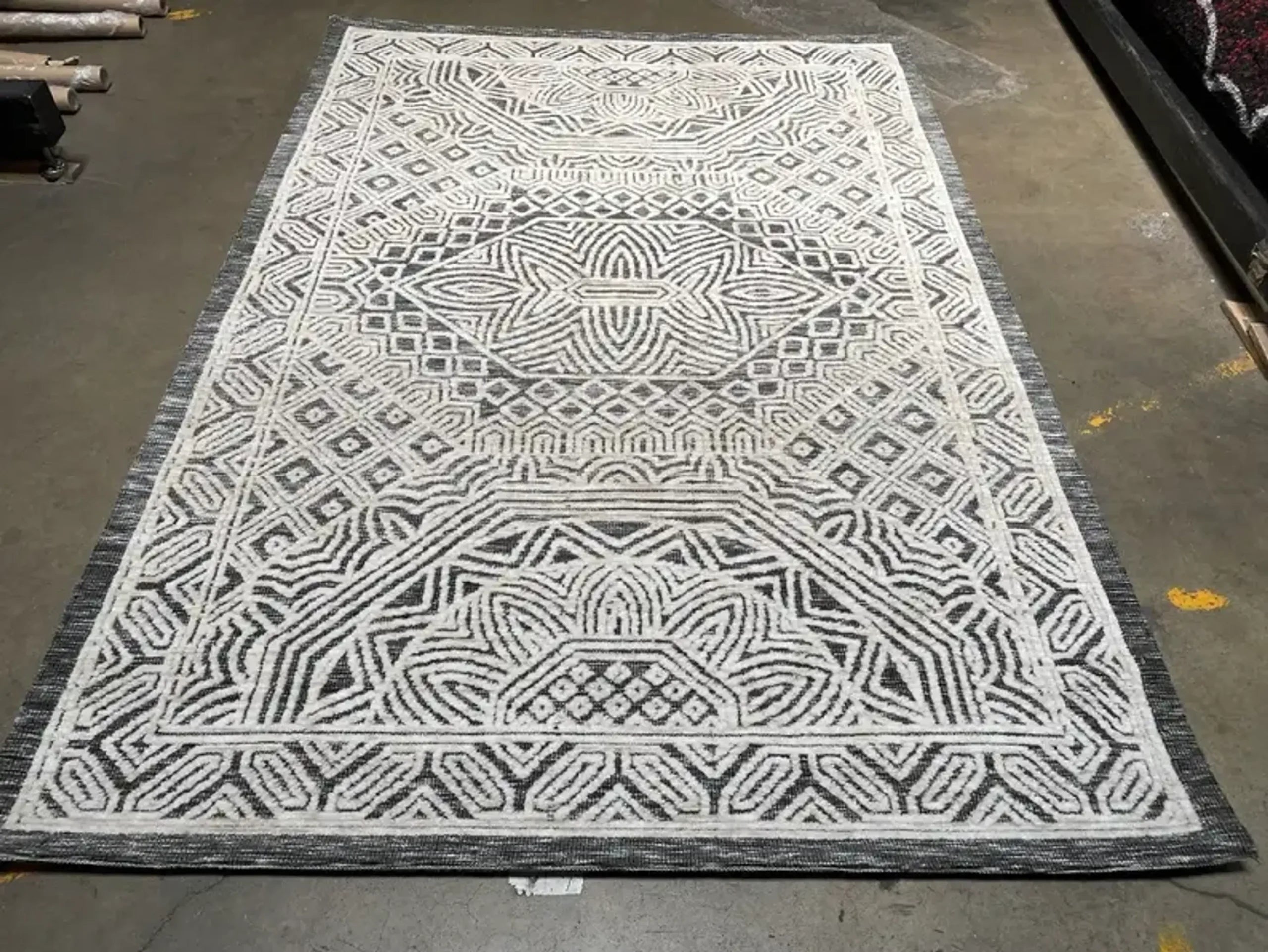 5’3″ x7 ‘6″ Feet Beige Grey Boho Soft Plush Tribal Area Rug — view 3