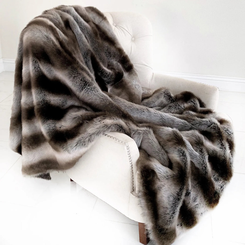 Plutus Fancy Gray Silver Chinchilla Faux Fur Handmade Luxury Throw — view 2