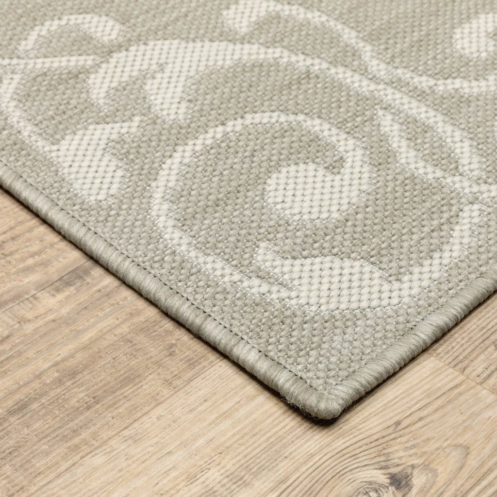 7′ X 9′ Gray and Ivory Oriental Stain Resistant Indoor Outdoor Area Rug — view 4