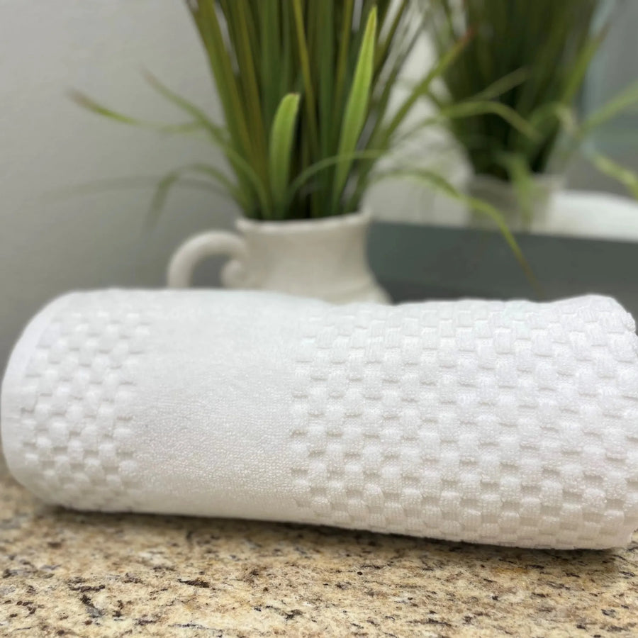 GTY Collection Zero Twist Premium Towels All over Checker Design — view 2