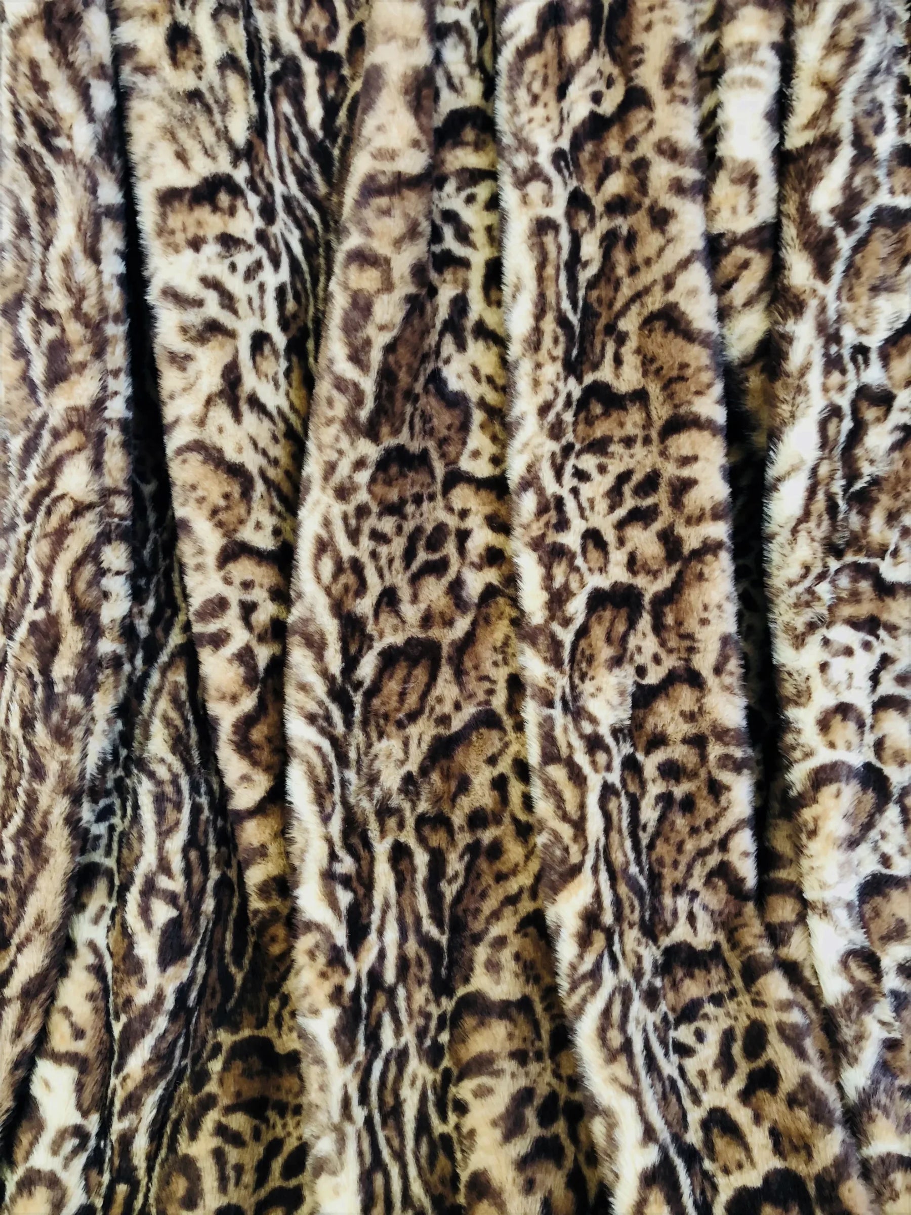 Plutus Jungle Cat Faux Fur Luxury Throw — view 3