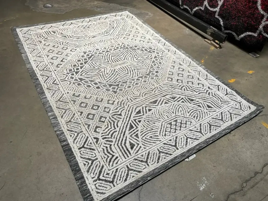 5’3″ x7 ‘6″ Feet Beige Grey Boho Soft Plush Tribal Area Rug