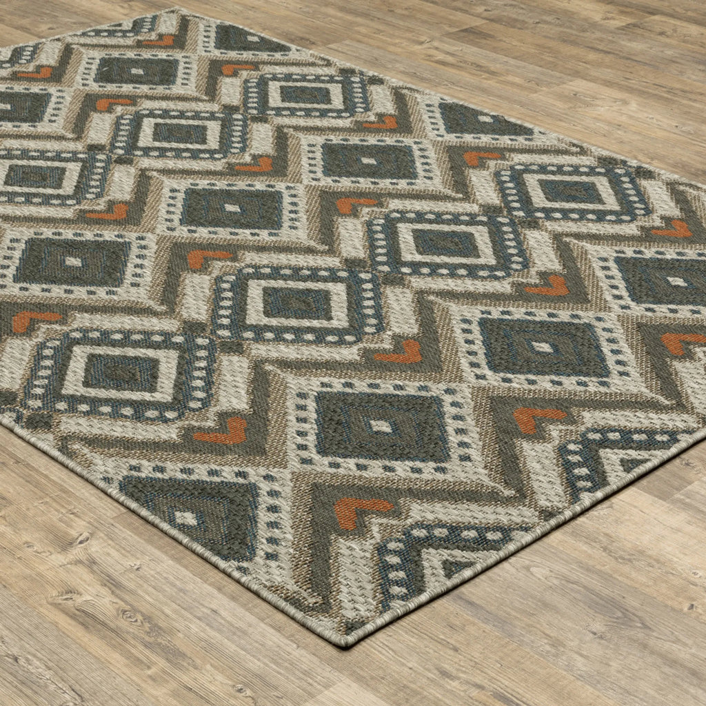 8′ x 10′ Gray Geometric Stain Resistant Indoor Outdoor Area Rug — view 4